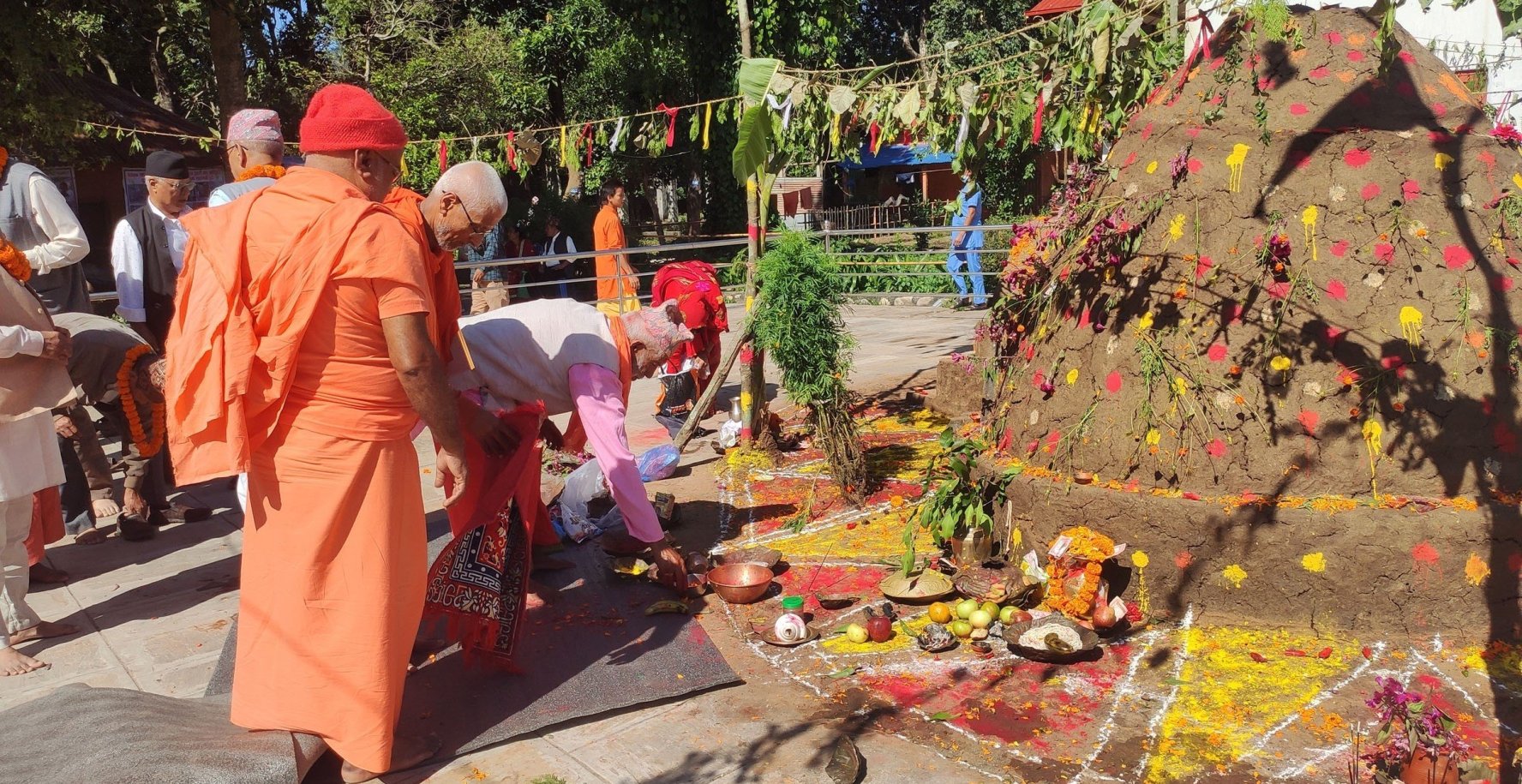 तिहारको चौँथो दिन : आज गोवद्र्धन पूजा